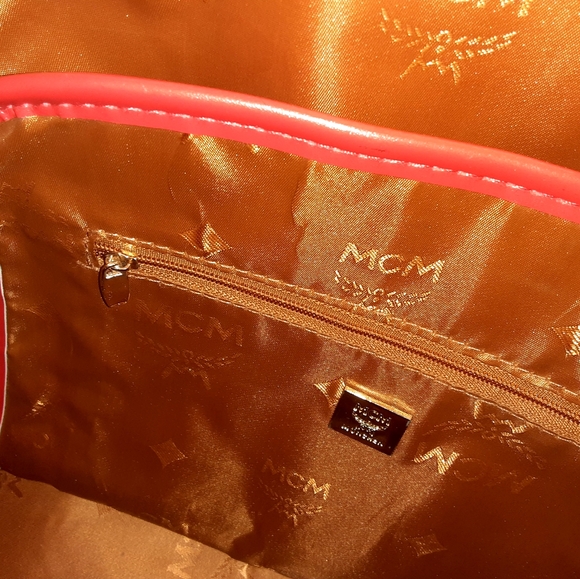 MCM red Backpack - Picture 3 of 3